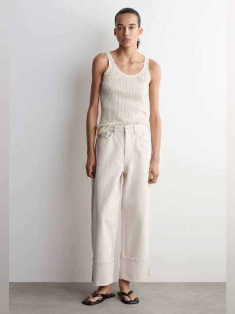 COS‎ SIZE 25 facade turn up ivory white straight wide leg jeans